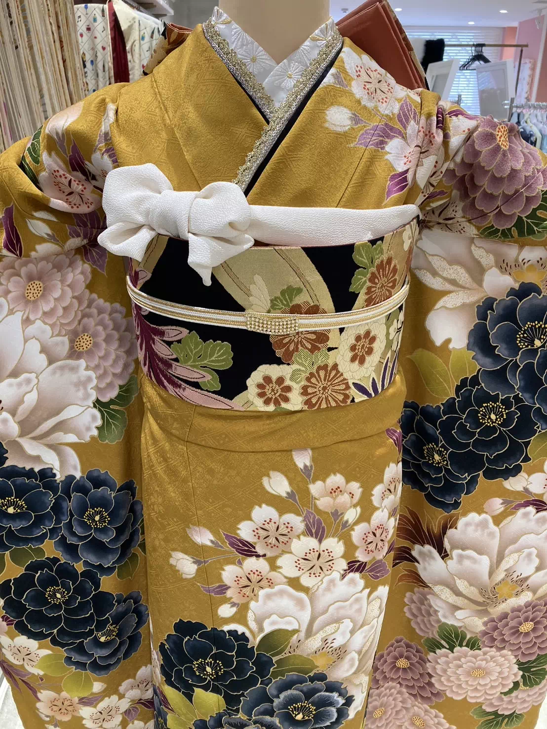 TAKAZEN姫路店　姫路市　成人式　卒業式　袴　振袖　イマドキ振袖　古典柄　口コミ　振袖レンタル　イマドキコーディネート　姫路市振袖レンタル　takazen　2024年成人 2025年成人　成人式　
