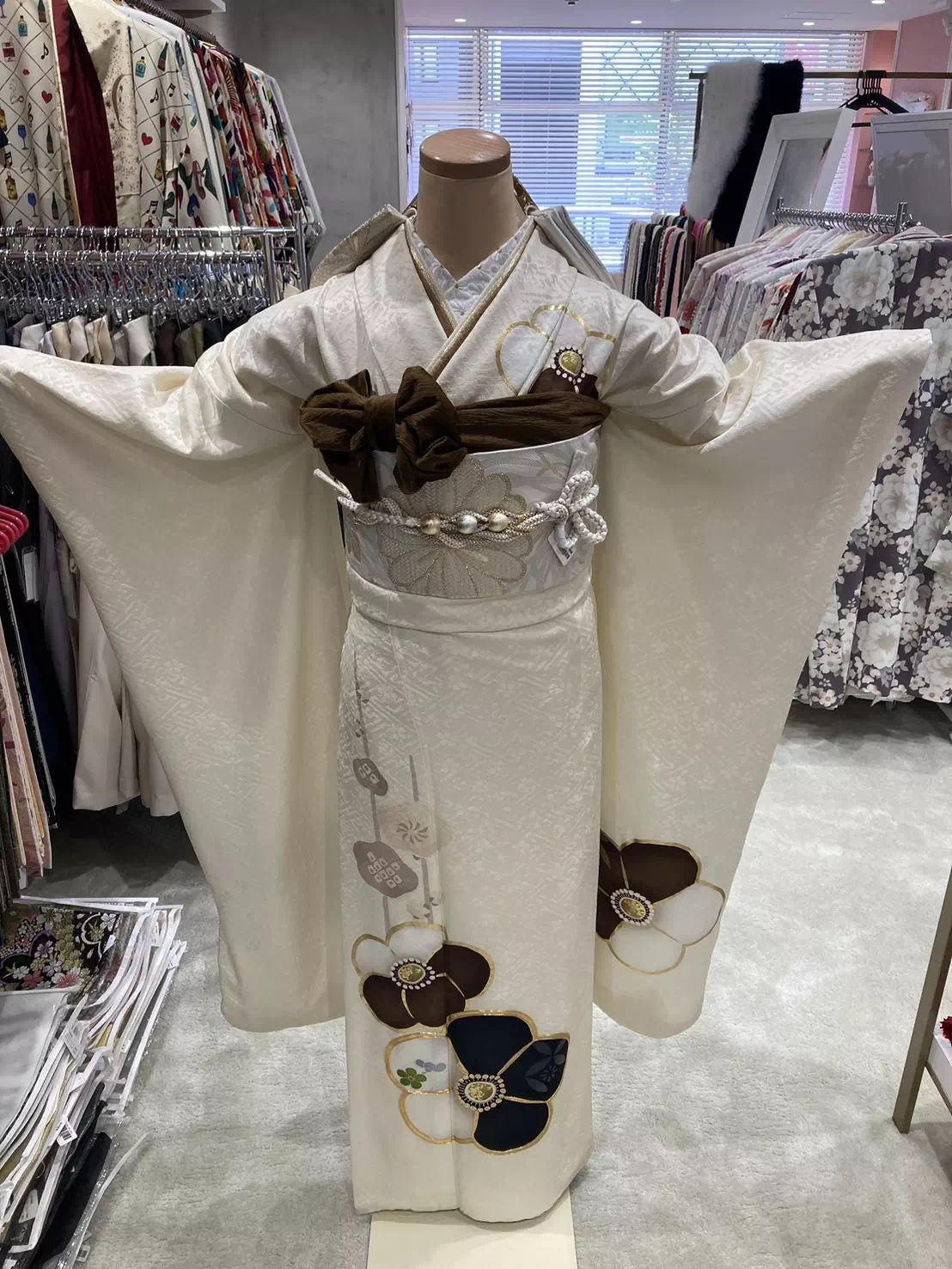 TAKAZEN姫路店　姫路市　成人式　卒業式　袴　振袖　イマドキ振袖　玉城ティナ　