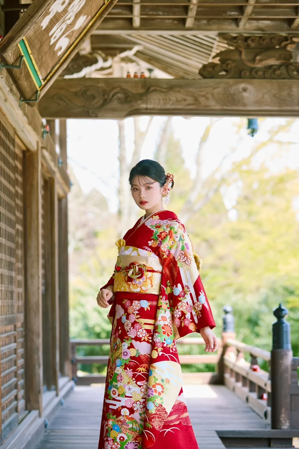 プレミアム古典　高級感のある振袖レンタル　吉澤織物　友禅　南琴奈ちゃん