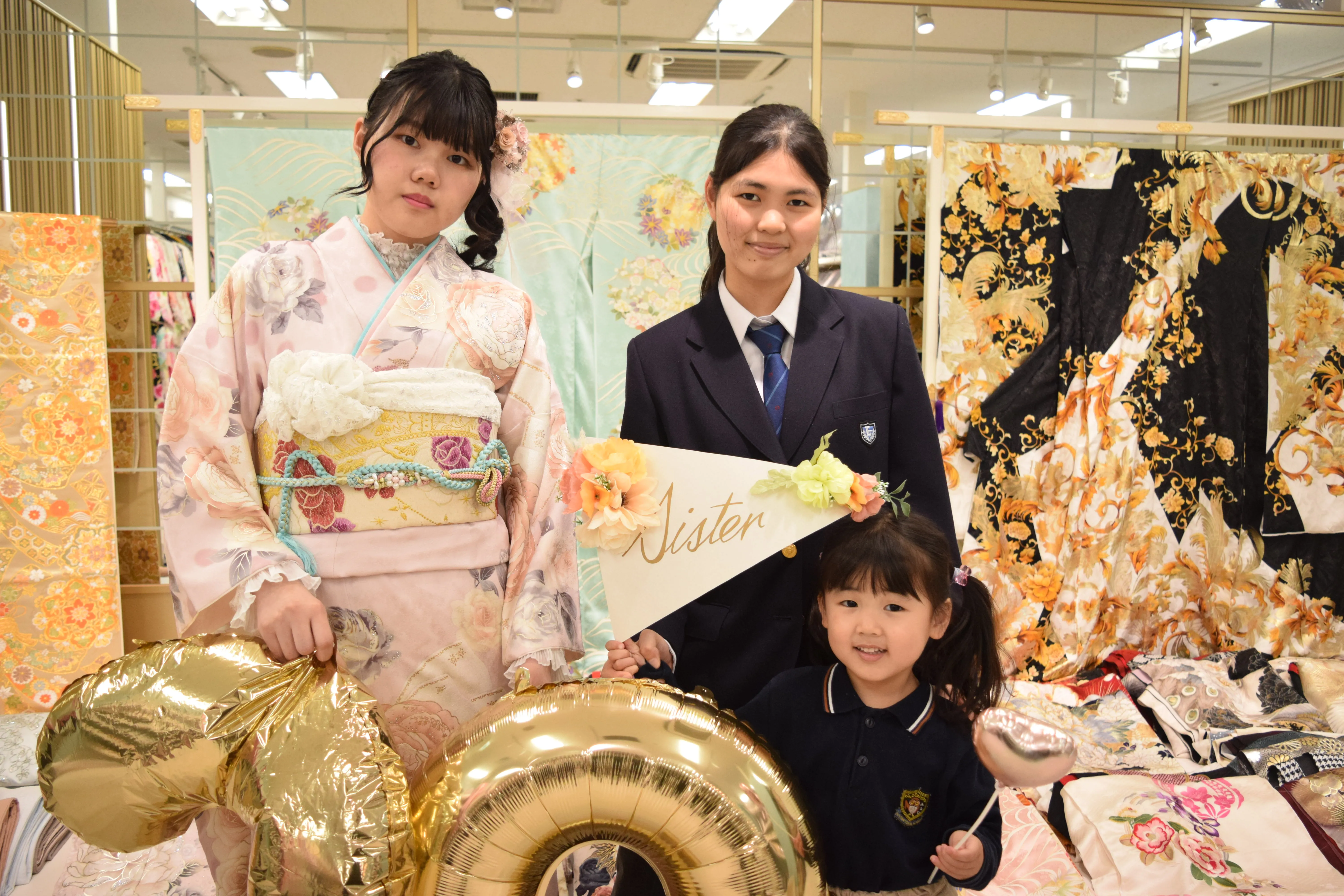　振袖レンタル　成人式　かわいい振袖　ヘップバーン　なんば　心斎橋　天王寺