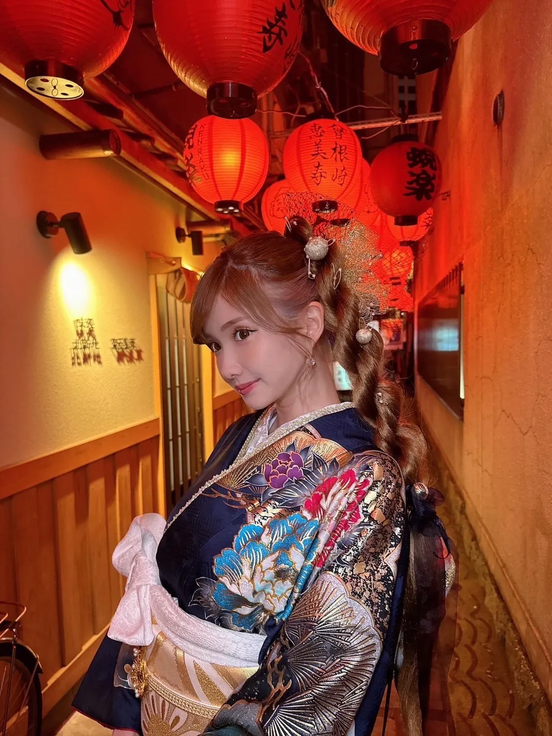 振袖レンタル　成人式　なんば　心斎橋　天王寺　人気　ひめか　エースグループ　キャバ嬢　キラキラ　かっこいい