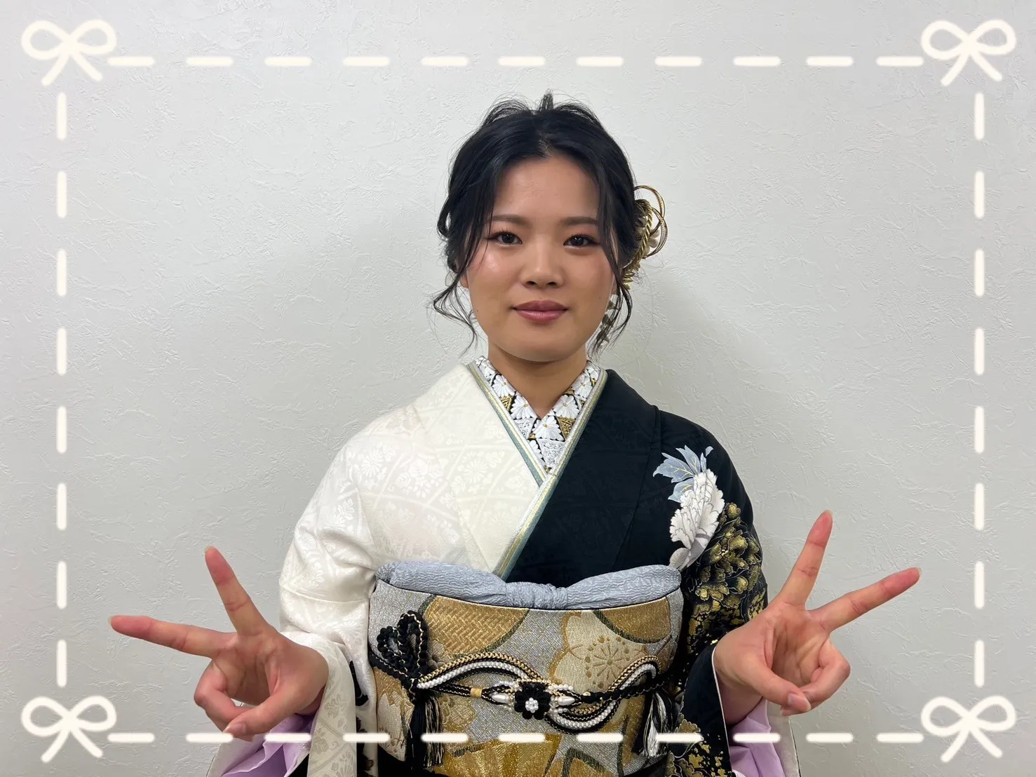 振袖　レンタル　奈良　前撮り　ヴィンテージスタイル　おしゃれ　アンティーク　孔雀柄　白　黒