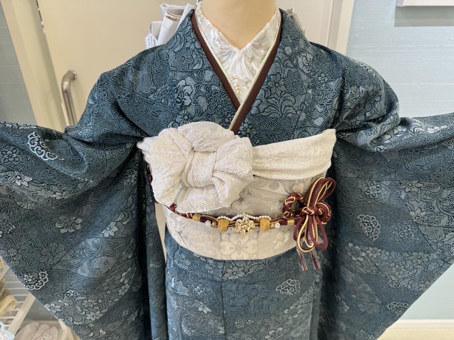 成人式　振袖レンタル　TAKAZEN　ヴィンテージスタイル