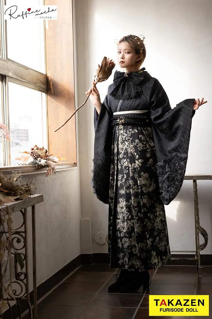 ヴィンテージスタイル 黒/黒ベース 無地/バラのお花付き 人と被