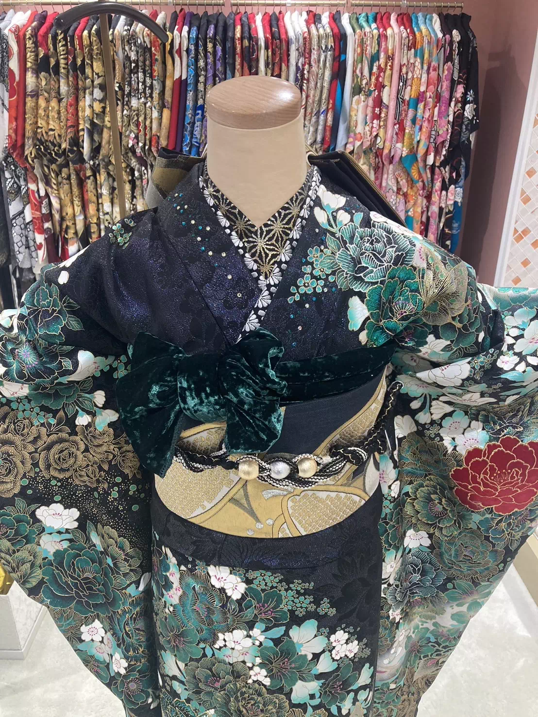 TAKAZEN姫路店　加古川市　高砂市　人気振袖　振袖レンタル　姫路市　成人式　卒業式　袴　振袖　イマドキ振袖　香音　ギャル　