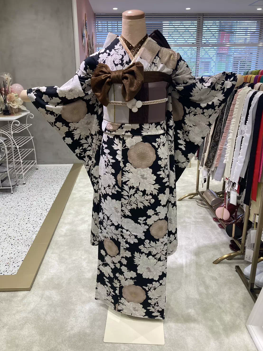 TAKAZEN姫路店　姫路市　成人式　卒業式　袴　振袖　イマドキ振袖　加古川市　高砂市　前撮り　Newくすみレトロ　大人っぽい　くすみカラー