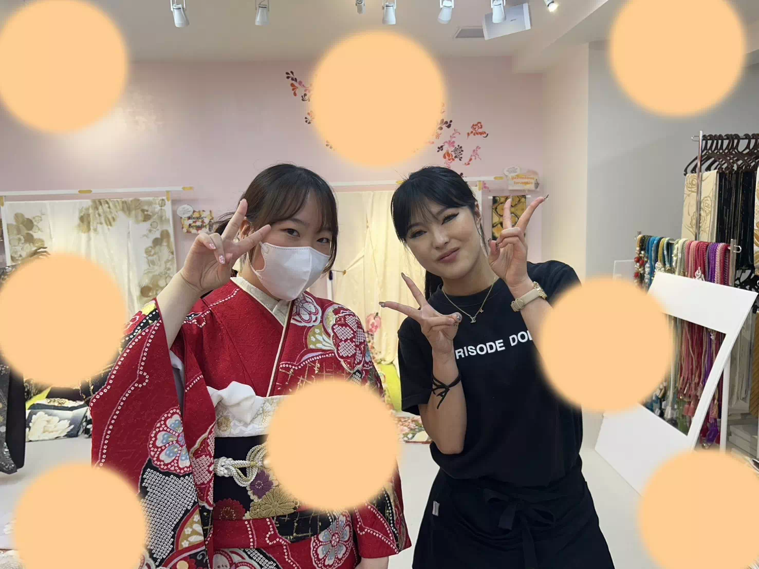 TAKAZEN神戸店　前撮り撮影会　イマドキ　カワイイ　コディネート　振袖　レンタル　　カワイイ　赤　しぼり
