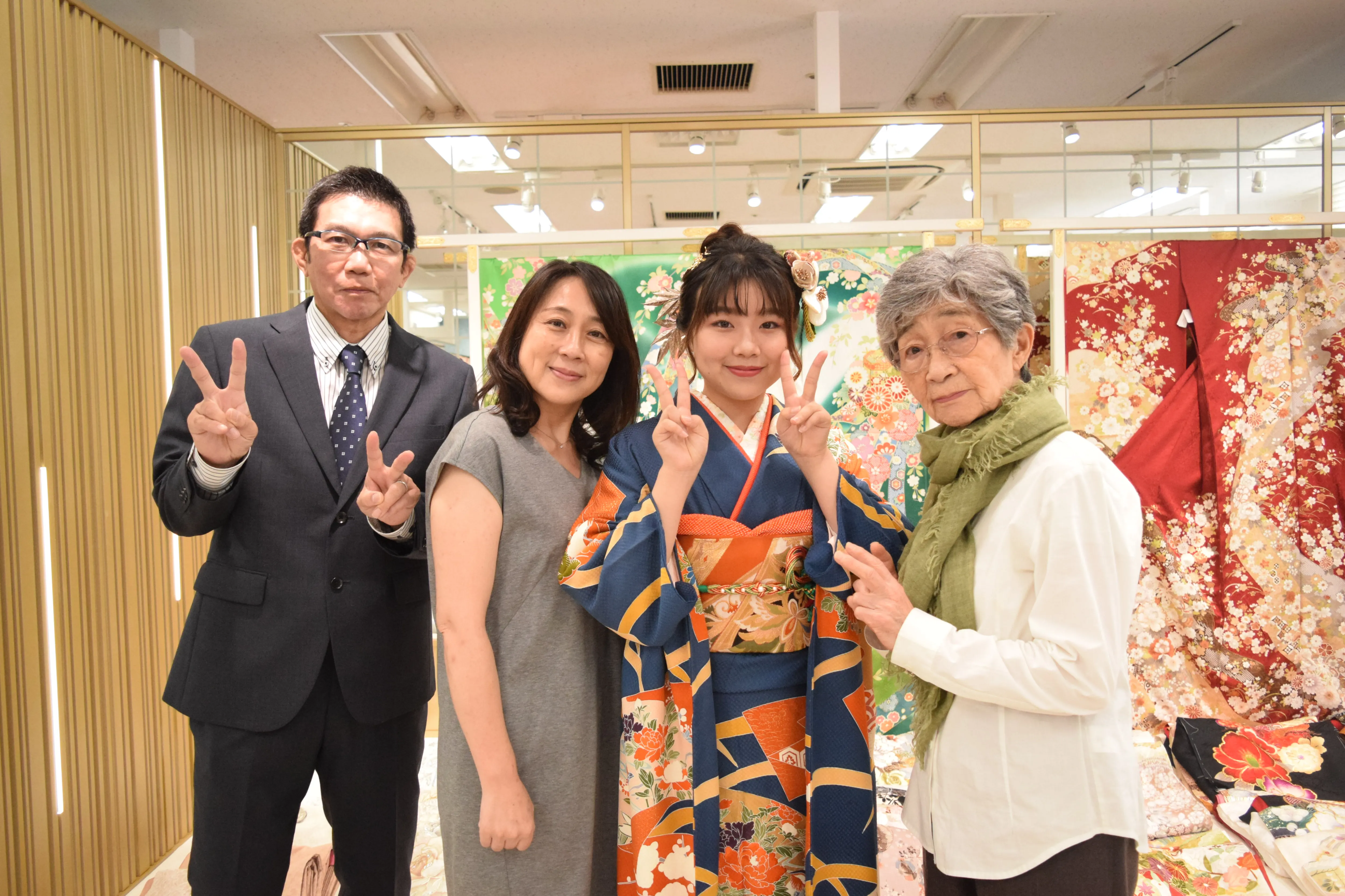 前撮り　振袖　撮影会　持ち込みショット　お振袖　青