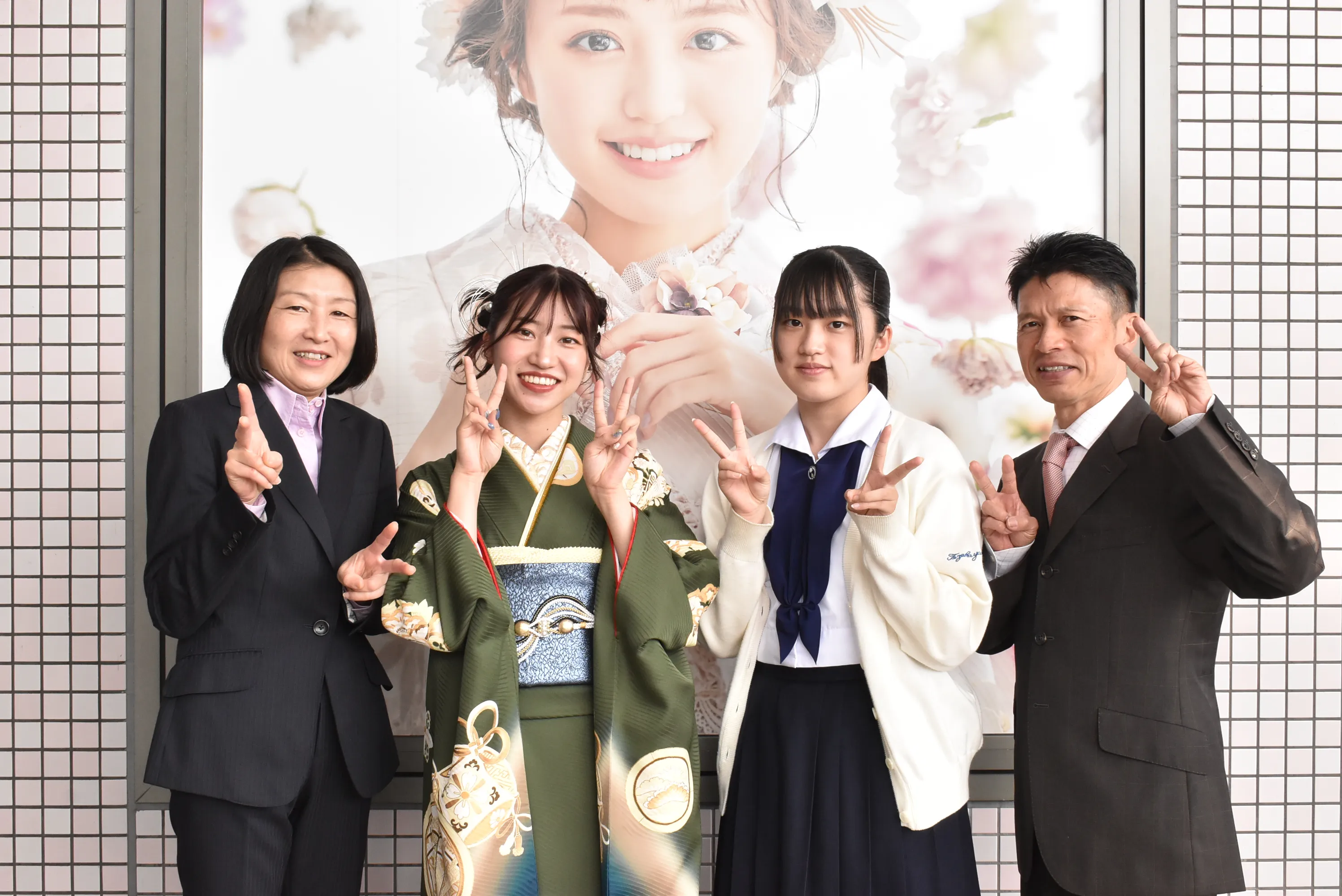 振袖　前撮り撮影会　TAKAZEN堺店　緑　上品　綺麗