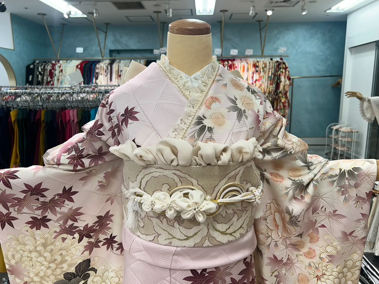 振袖レンタル　成人式　なんば　心斎橋　天王寺 大阪　人気　くすみ　イマドキ　かわいい　ピンク