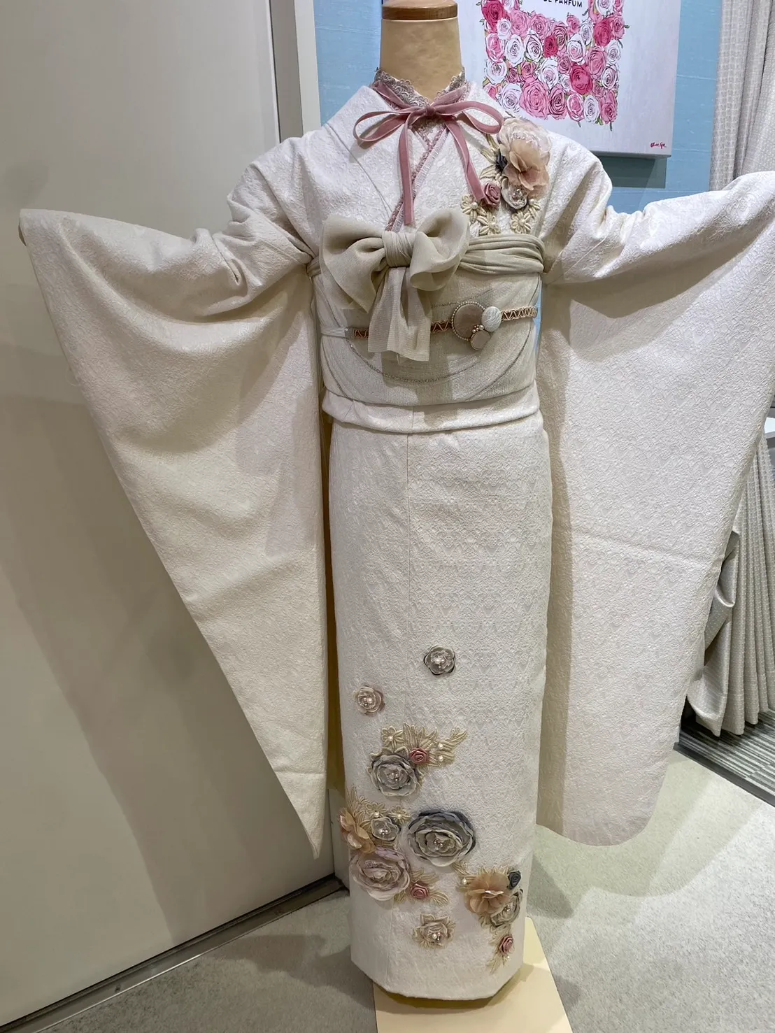2025　2026　2027　成人式　振袖レンタル　立体花　最新