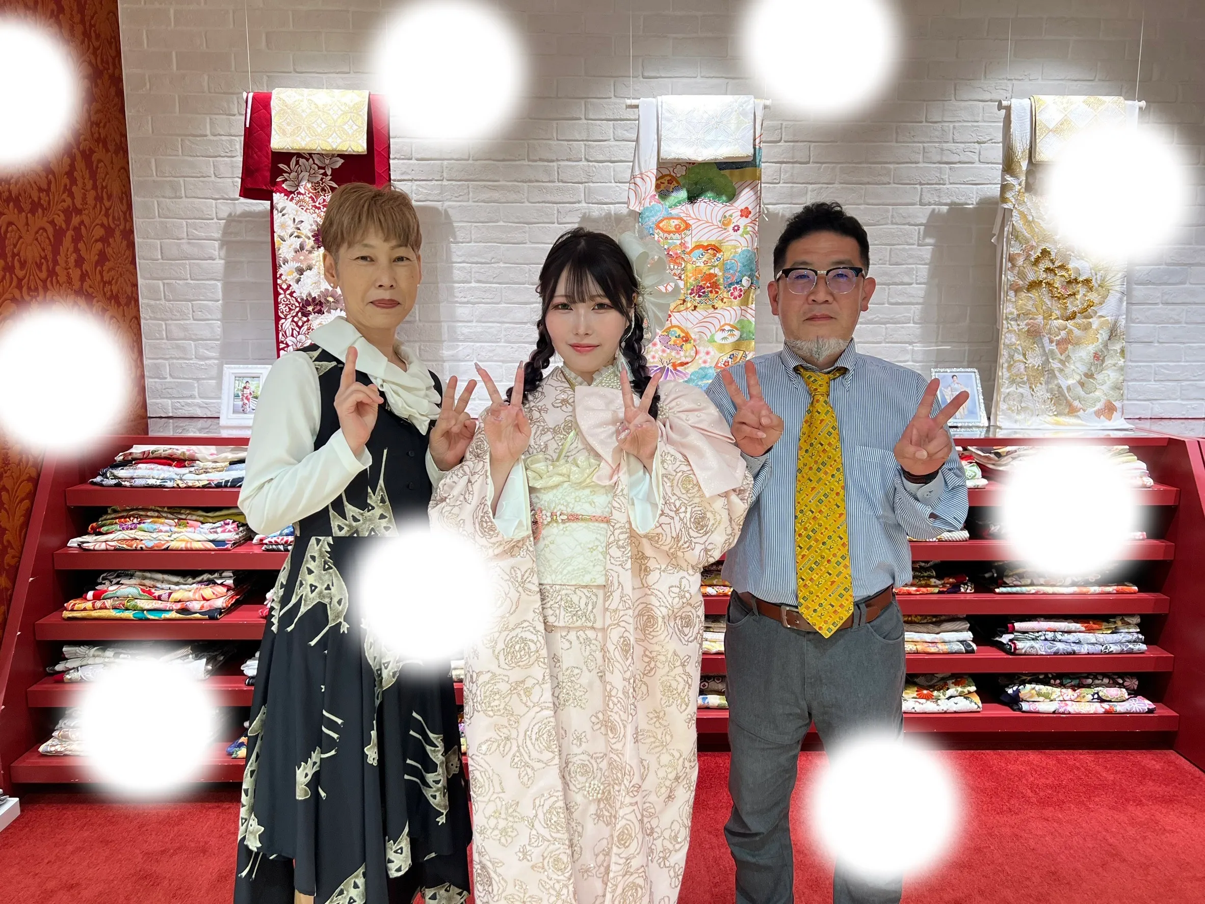 成人式　前撮り　梅田　袴　くすみカラー　かわいい　イマドキ　淡色　ヴィキラキラ　ピンク　タカゼン　撮影