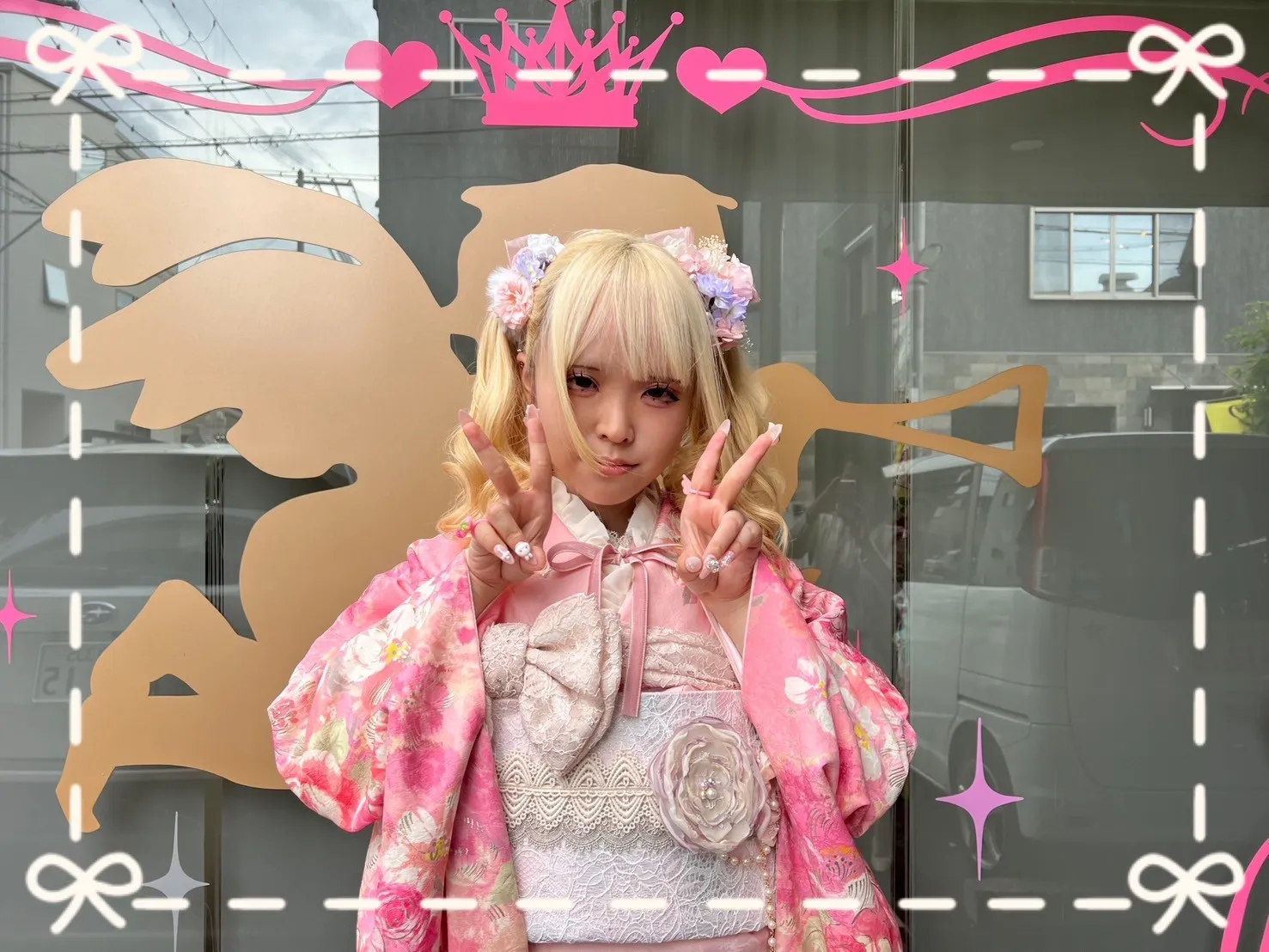 成人式　振袖　前撮り撮影会　キュートガーリー　ピンク/淡い色　薔薇柄　リズリサ振袖　ゆめかわいい　おしゃれ　レース手袋　フリルコーディネート