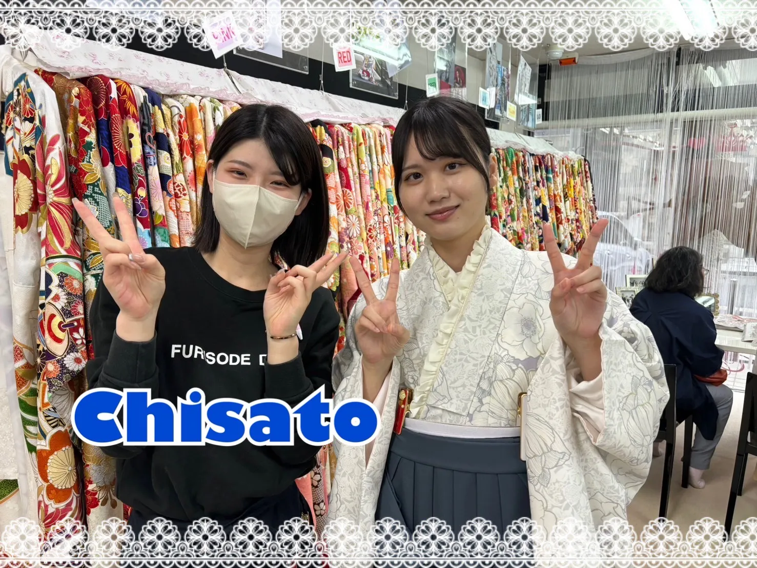 袴　レンタル　奈良　玉城ティナ×紅一点ブランド袴　ラベンダー/淡い色　椿柄/総柄　シンプル　かわいい　トレンド　同系色コーデ