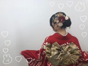 成人式　振袖　前撮り撮影会　持ち込み　古典　可愛い　赤　金　シンプル