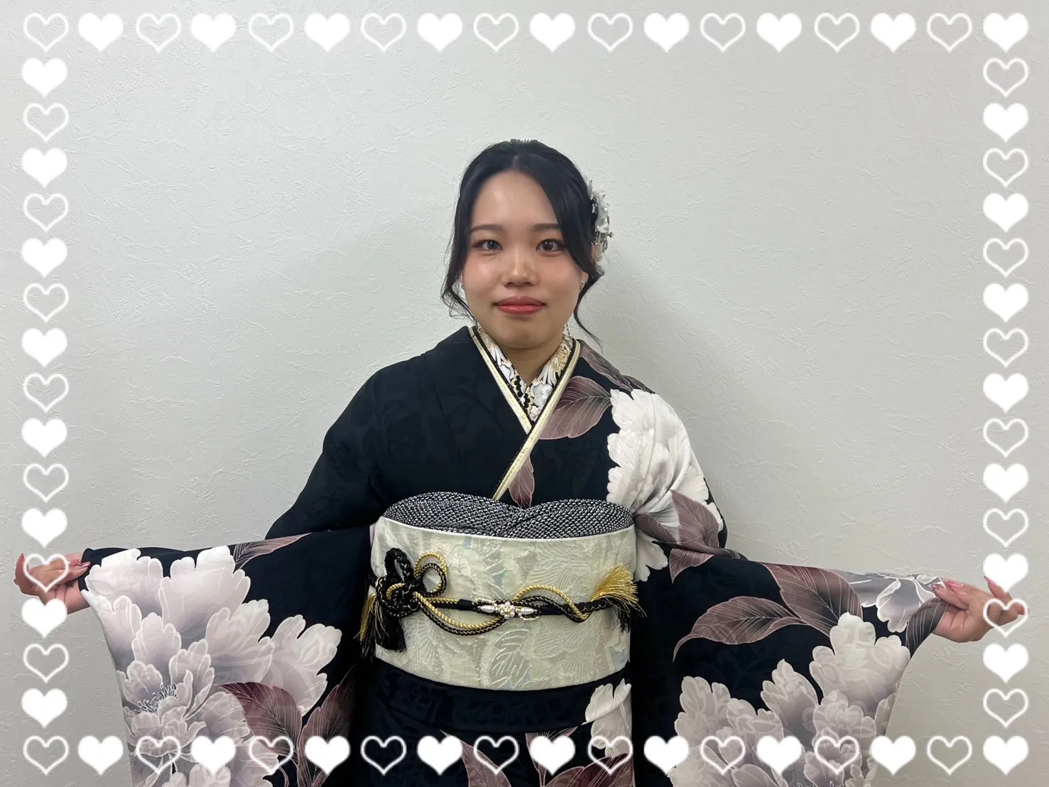 振袖　レンタル　奈良　前撮り　ヴィンテージスタイル　黒/白　ボタン柄　大柄　かっこいい　大人っぽい