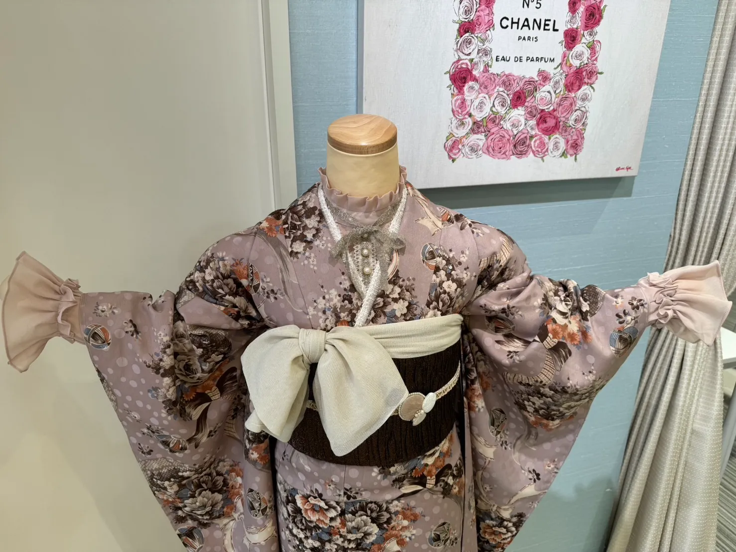TAKAZEN　TAKAZEN堺店　タカゼン　成人式振袖　くすみレトロ　かわいい　レース　フリル