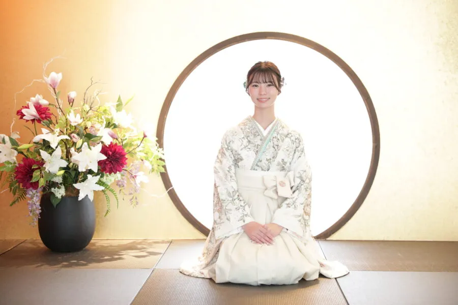 成人式　前撮り　梅田　袴　くすみカラー　かわいい　イマドキ　淡色　古典　タカゼン　撮影