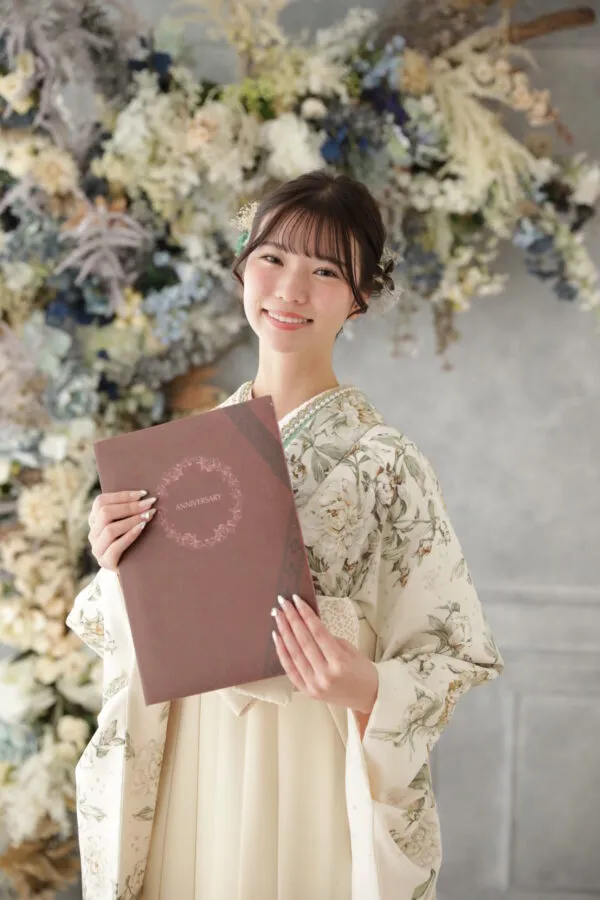 成人式　前撮り　梅田　袴　くすみカラー　かわいい　イマドキ　淡色　古典　タカゼン　撮影