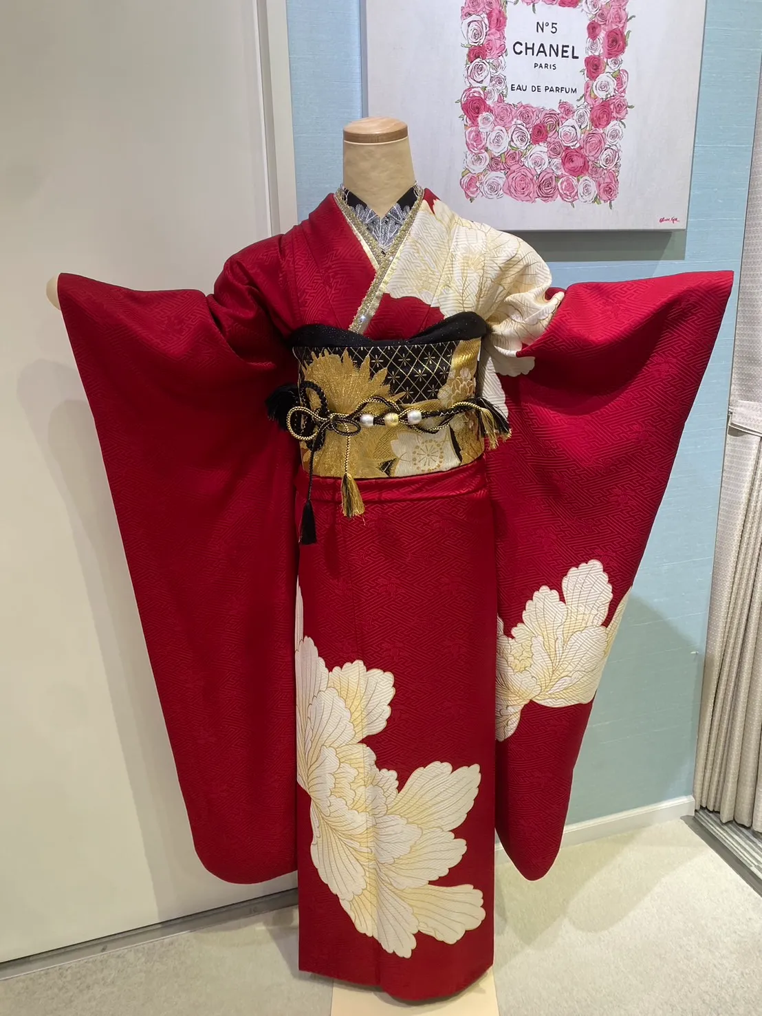 2025　2026　2027　成人式　振袖レンタル　TAKAZEN堺店　ジャパンモード　赤　シンプル