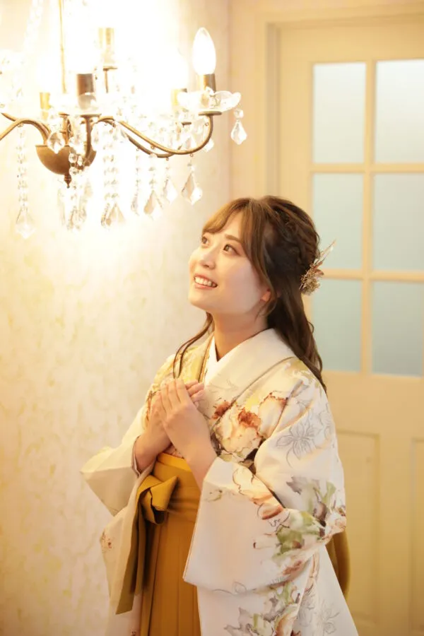 成人式　前撮り　梅田　袴　くすみカラー　かわいい　イマドキ　淡色　古典　タカゼン　撮影