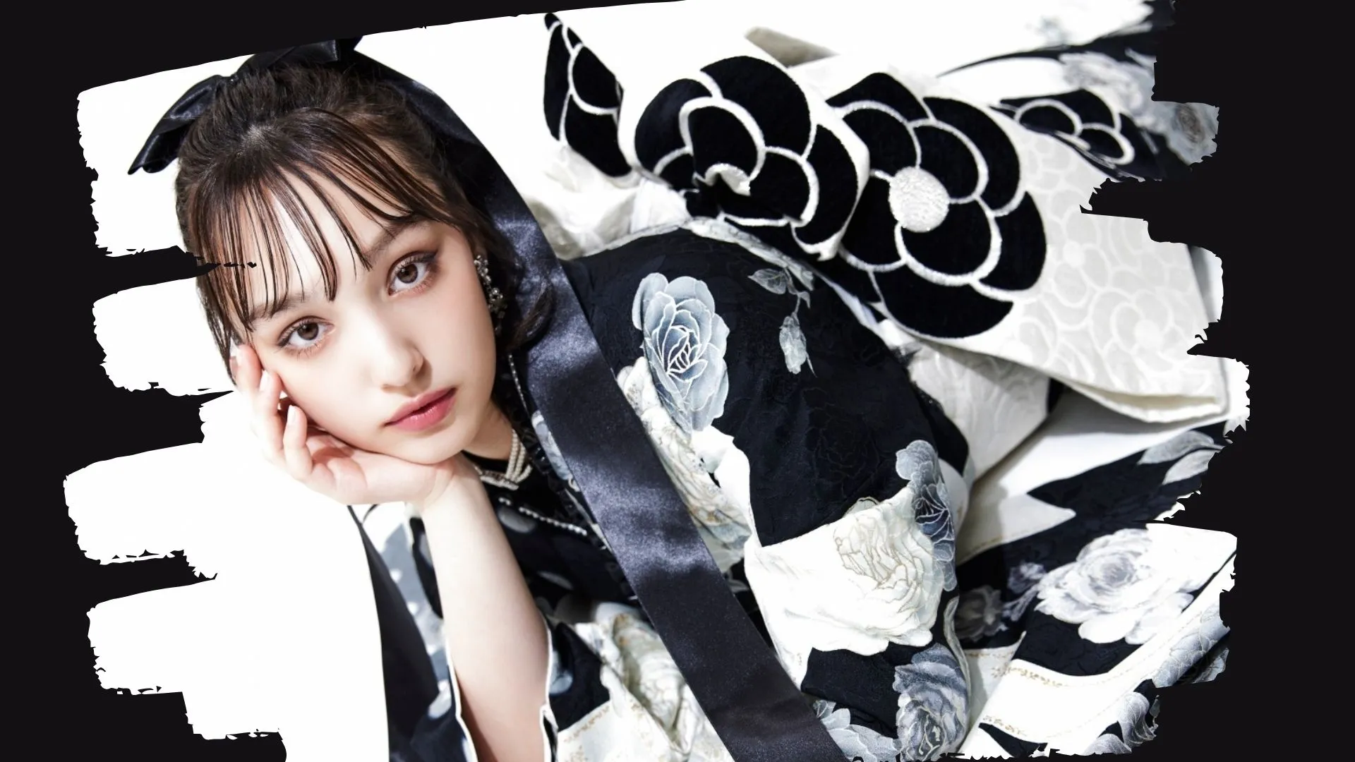 香川るな　LOOKBOOK　ヘップバーン