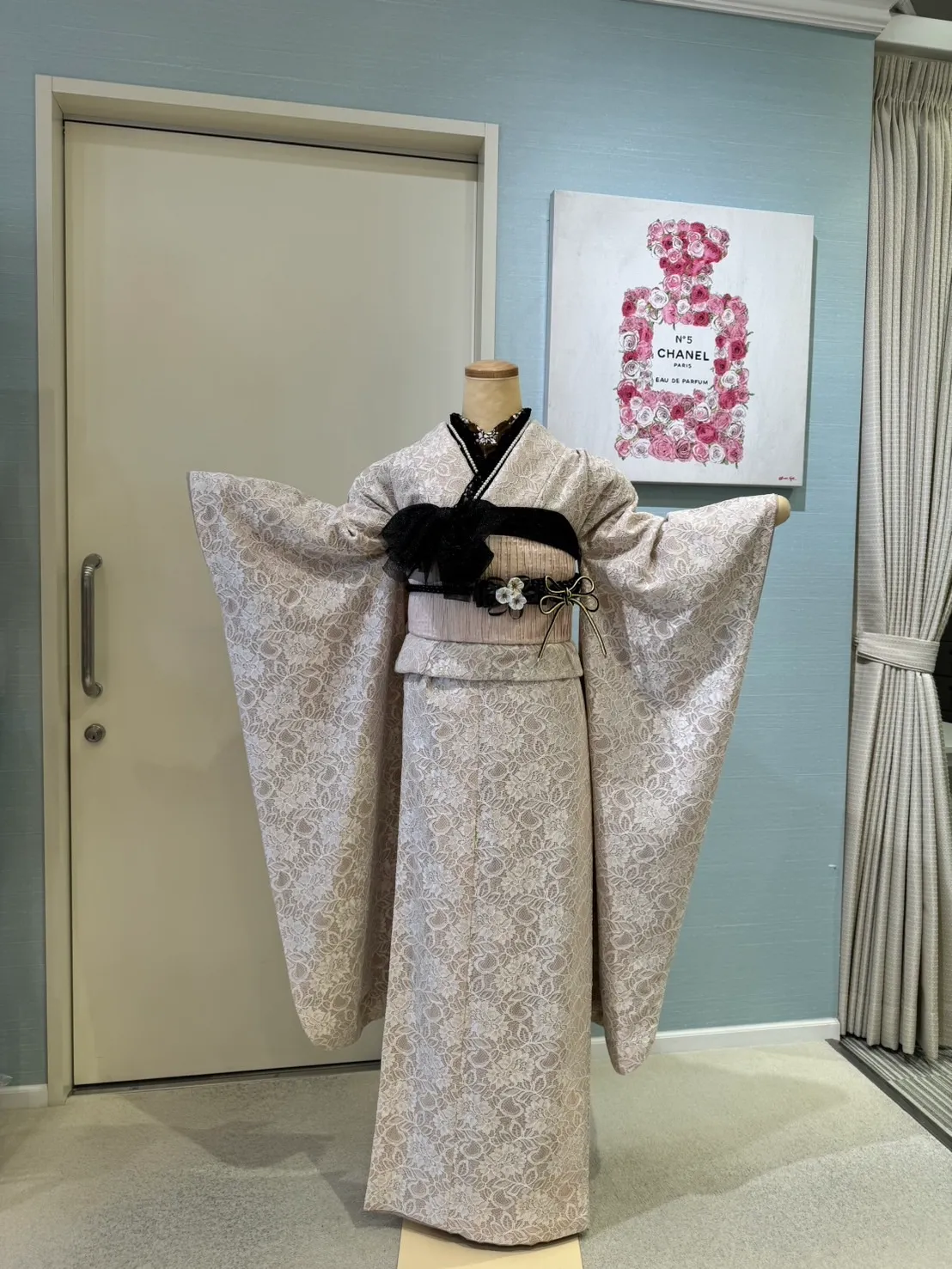 TAKAZEN　タカゼン　成人式振袖　振袖レンタル　ピンク　レース振袖　地雷系　可愛い　ヴィンテージ