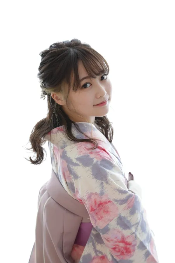 成人式　前撮り　梅田　袴　くすみカラー　かわいい　イマドキ　淡色　古典　タカゼン　撮影