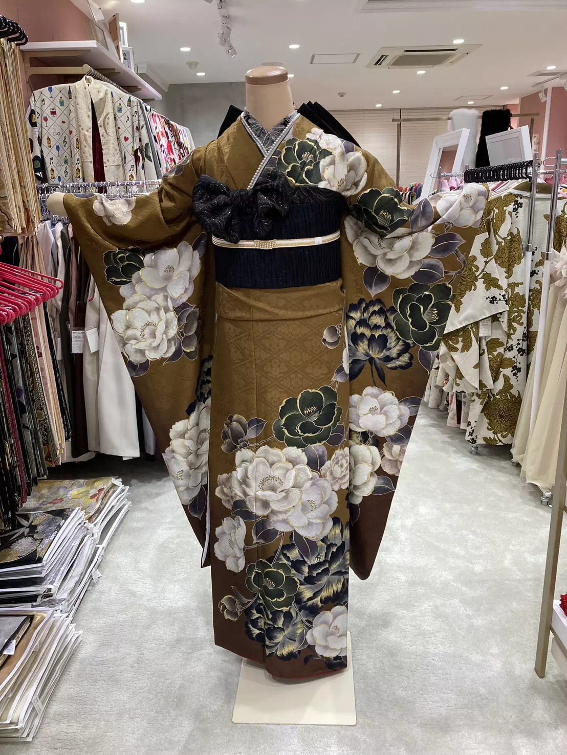 TAKAZEN姫路店　姫路市　成人式　卒業式　袴　振袖　イマドキ振袖　加古川市　高砂市　からし色　前撮り