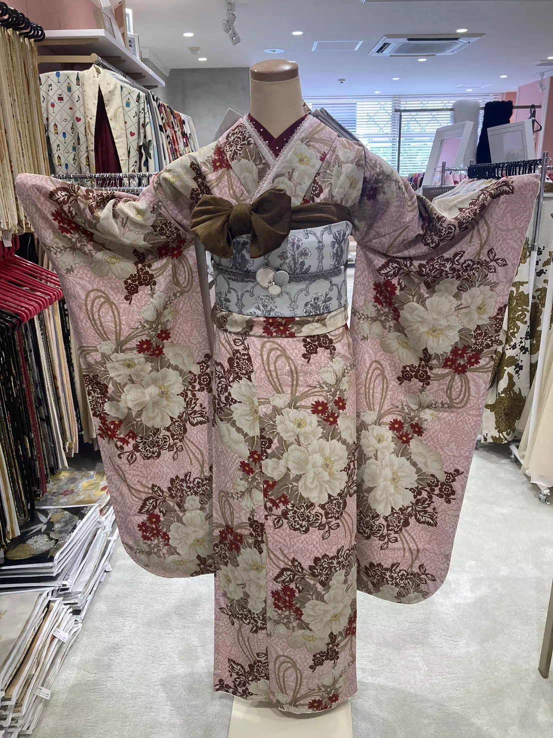 TAKAZEN姫路店　姫路市　成人式　卒業式　袴　振袖　イマドキ振袖　香音　NEWくすみレトロ　アンティーク調　