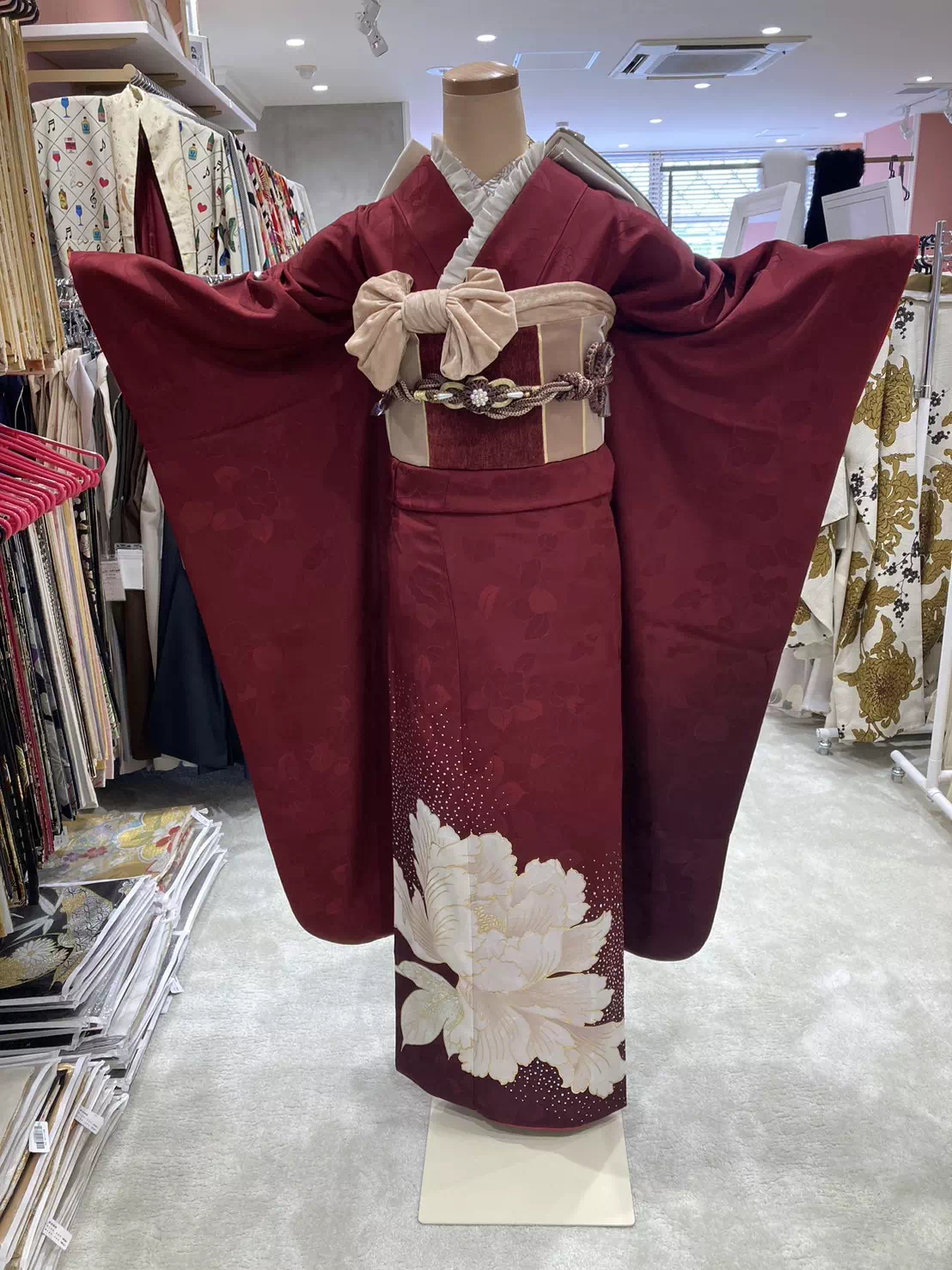 TAKAZEN姫路店　姫路市　成人式　卒業式　袴　振袖　イマドキ振袖　香音　くすみエレガント　大人っぽい　