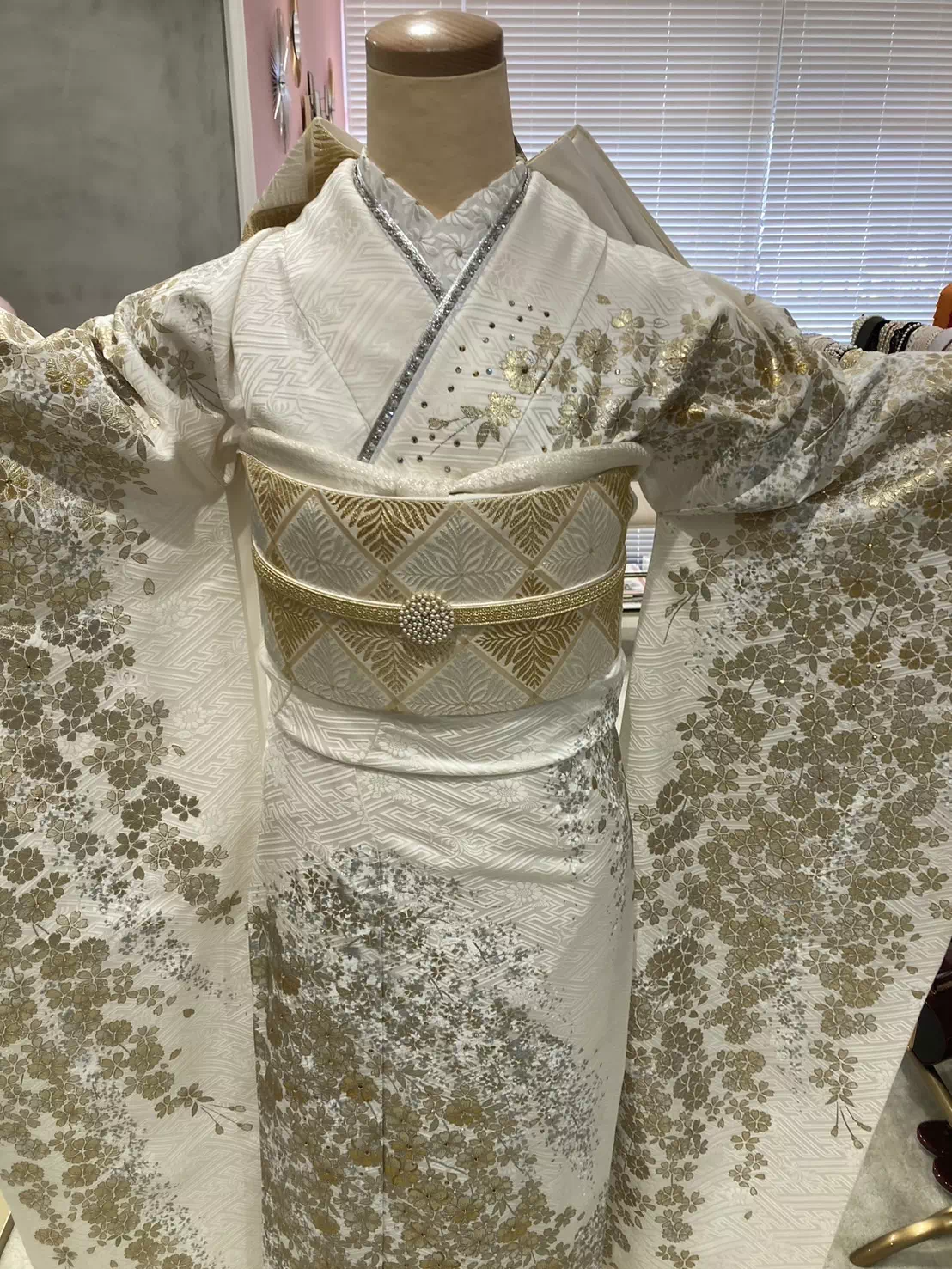 TAKAZEN姫路店　姫路市　成人式　卒業式　袴　振袖　イマドキ振袖　古典柄　口コミ　振袖レンタル　イマドキコーディネート　姫路市振袖レンタル　takazen　2024年成人 2025年成人　成人式　