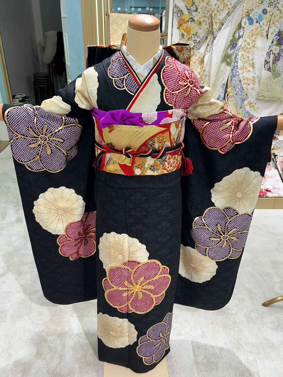 成人式　振袖レンタル　なんば　大阪　心斎橋　古典　紺　かわいい　安い