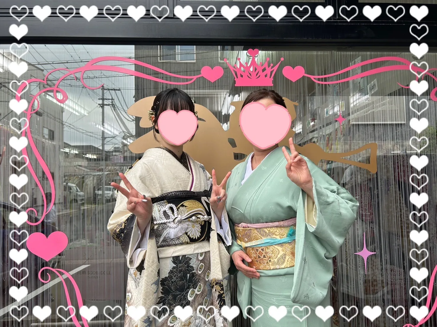 振袖　レンタル　奈良　振袖　ヴィンテージスタイル　白/グレー　孔雀柄　渋い　かっこいい