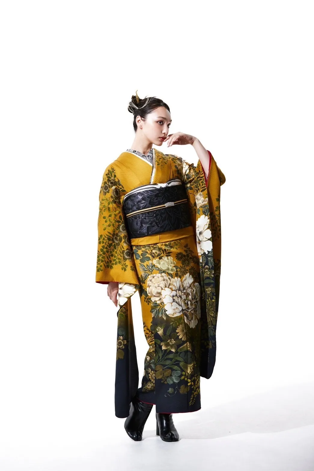 振袖レンタル　奈良　橿原　かわいい　おしゃれ　個性派　かわいい　かっこいい　くすみ　イマドキ　