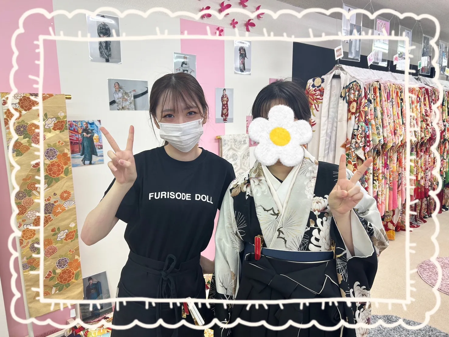 袴　レンタル　奈良　袴安い　なえなのの二尺袖　くすみカラー/白　ボタン柄/淡い色合い　ホワイトベース　