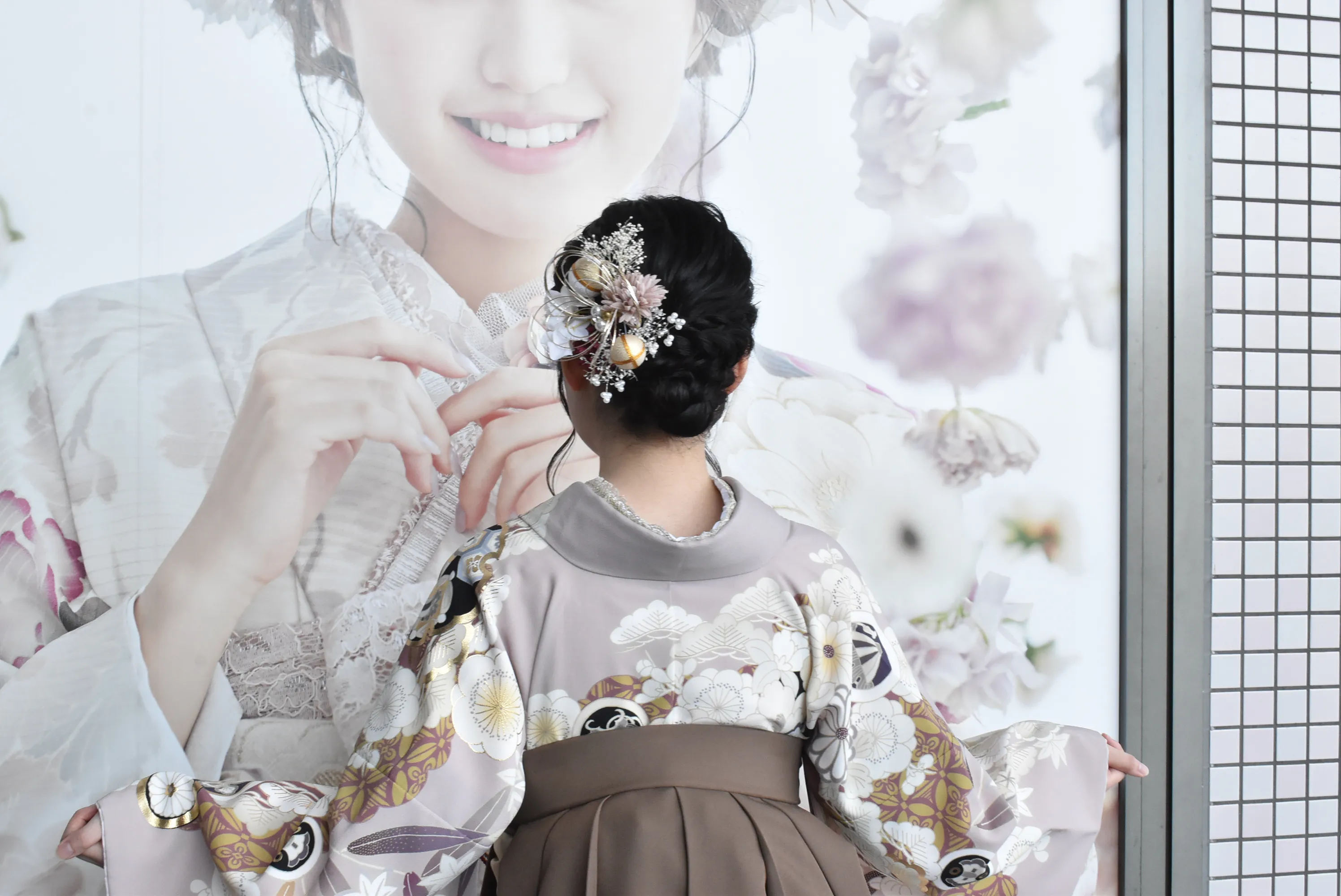 袴　写真　堺　桜田ひより　ブランド袴　個性的　