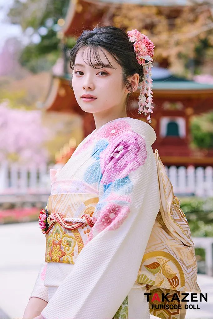 南琴奈　古典柄振袖　高級