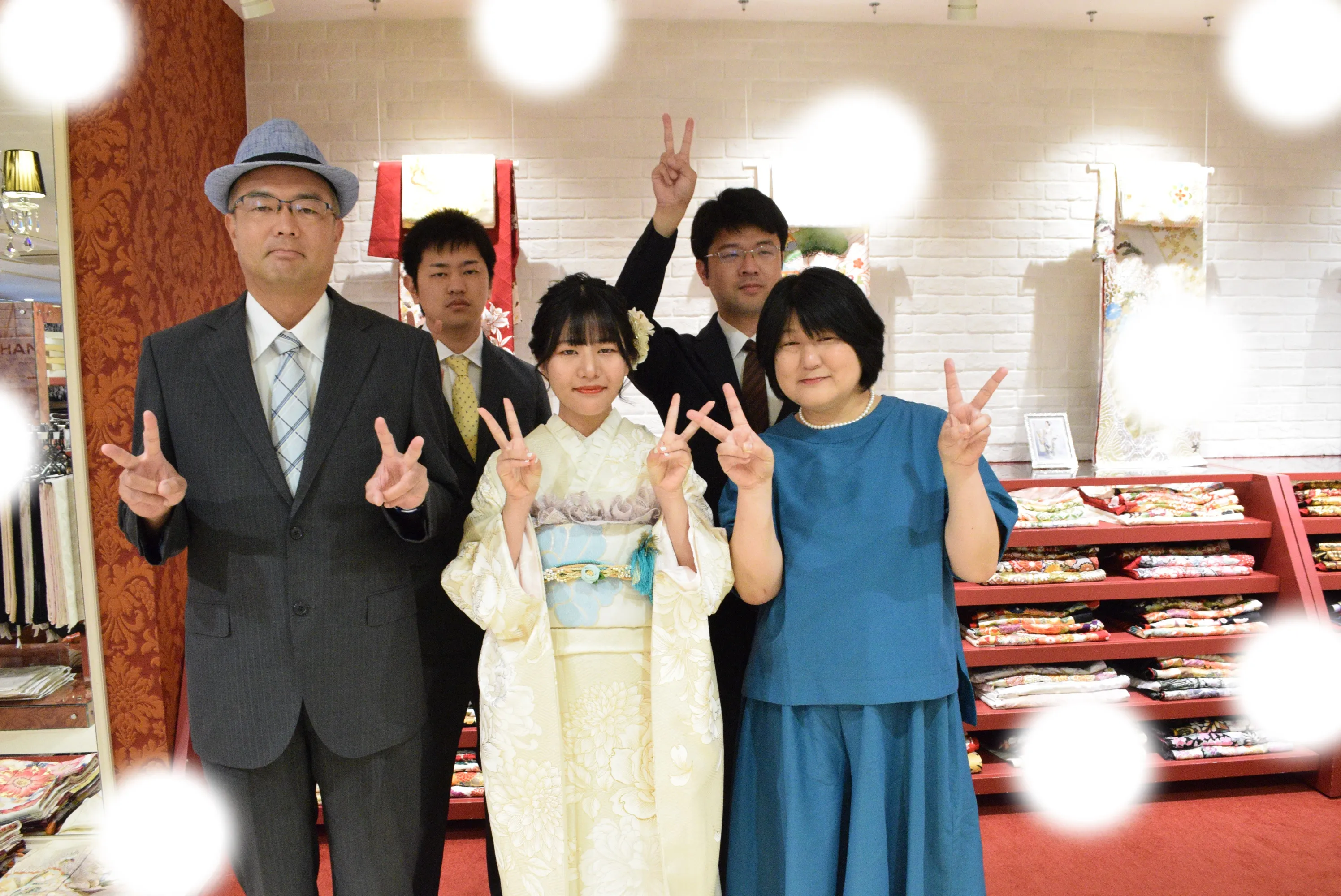 成人式　前撮り　梅田　袴　くすみカラー　かわいい　イマドキ　淡色　古典　タカゼン　撮影