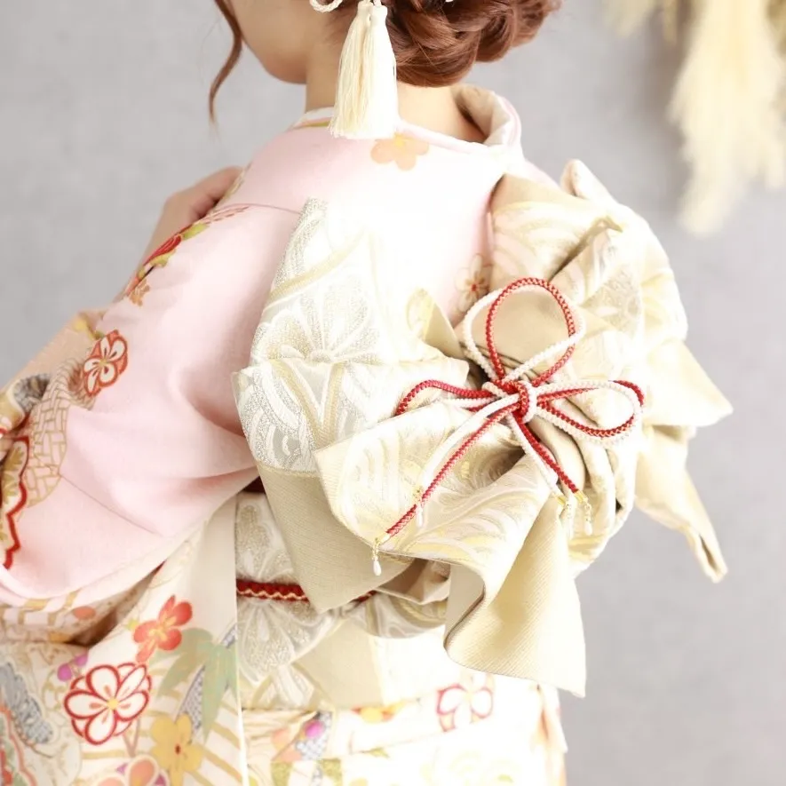成人式　振袖　奈良　橿原　TAKAZEN　帯　袋帯　アレンジ　かわいい　オシャレ　華やか　飾り紐