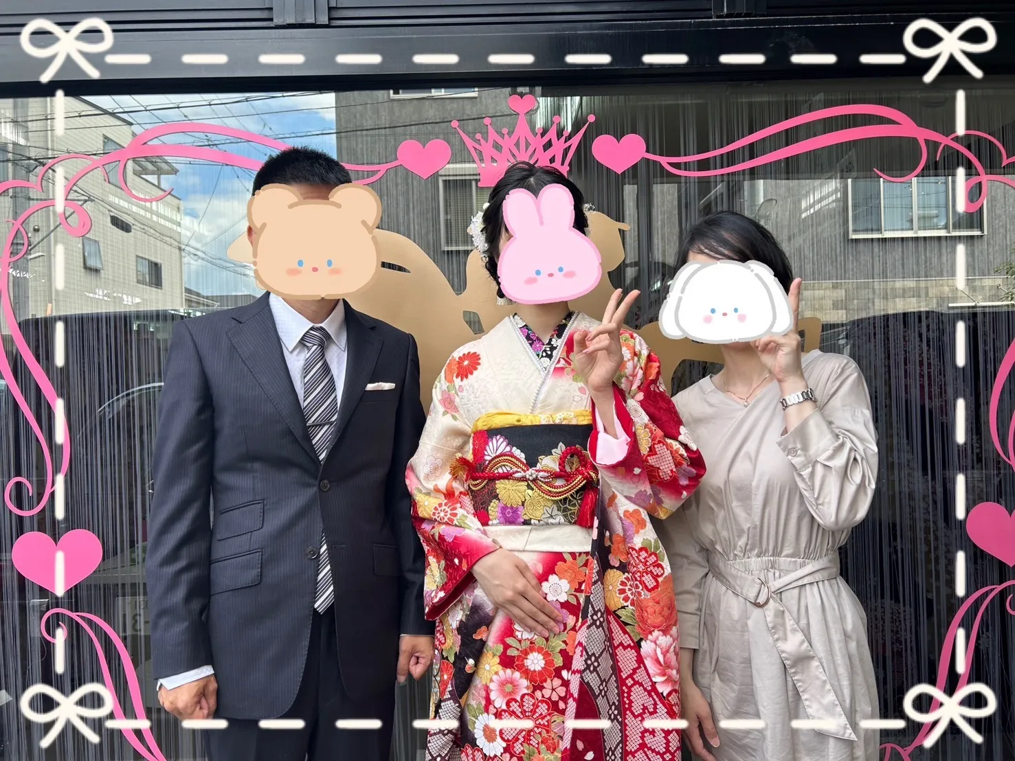 成人式　振袖　前撮り撮影会　正統派古典　赤/黒/白　御所車柄/牡丹柄　人気　上品　可愛い　伝統的古典　最高級金彩刺繍絞り友禅　IKKO