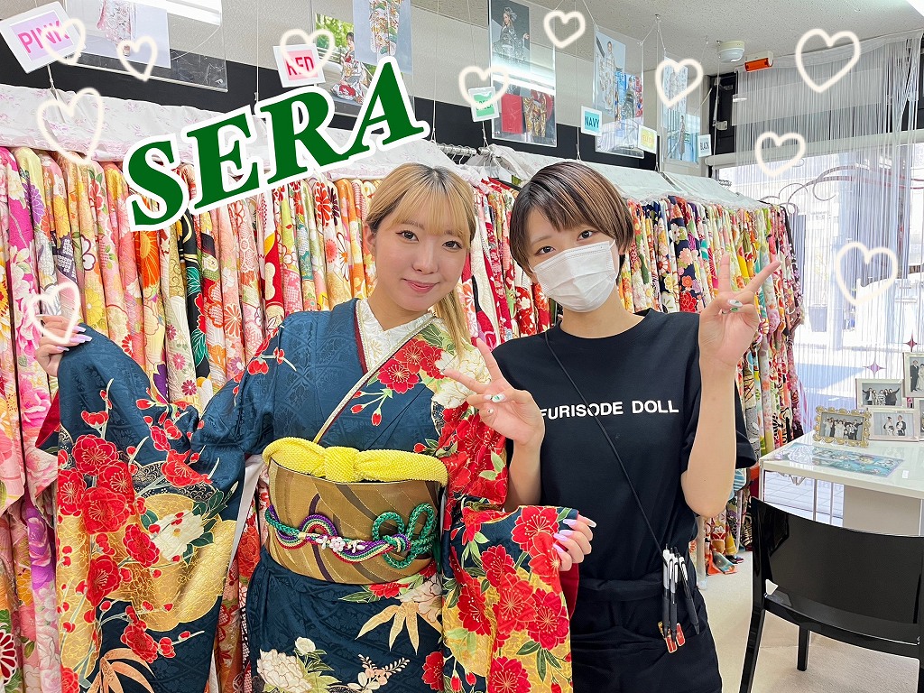 【TAKAZEN奈良店】3日♡華やかな桜柄で綺麗な深緑のお振袖姫ちゃん&上品な牡丹柄が伝統的で清楚古典柄の綺麗な袴姫ちゃん♡