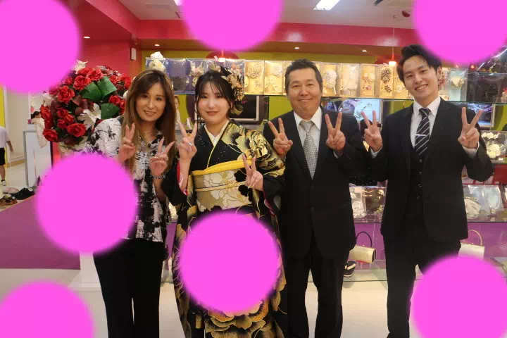TAKAZEN神戸店　　成人式　前撮り撮影会　イマドキ　カワイイ　コディネート　振袖　レンタル　モード　カッコイイ
