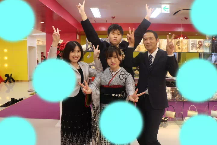 TAKAZEN神戸店　王道　古典　前撮り撮影会　イマドキ　カワイイ　コディネート　振袖　レンタル　ママ振り　持ち込みショット