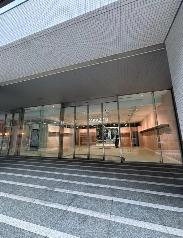 TAKAZEN　タカゼン　神戸三宮　TAKAZEN神戸店　リニューアルオープン　成人式　卒業式　振袖　袴　神戸旧居留地　TAKAZEN神戸旧居留地店