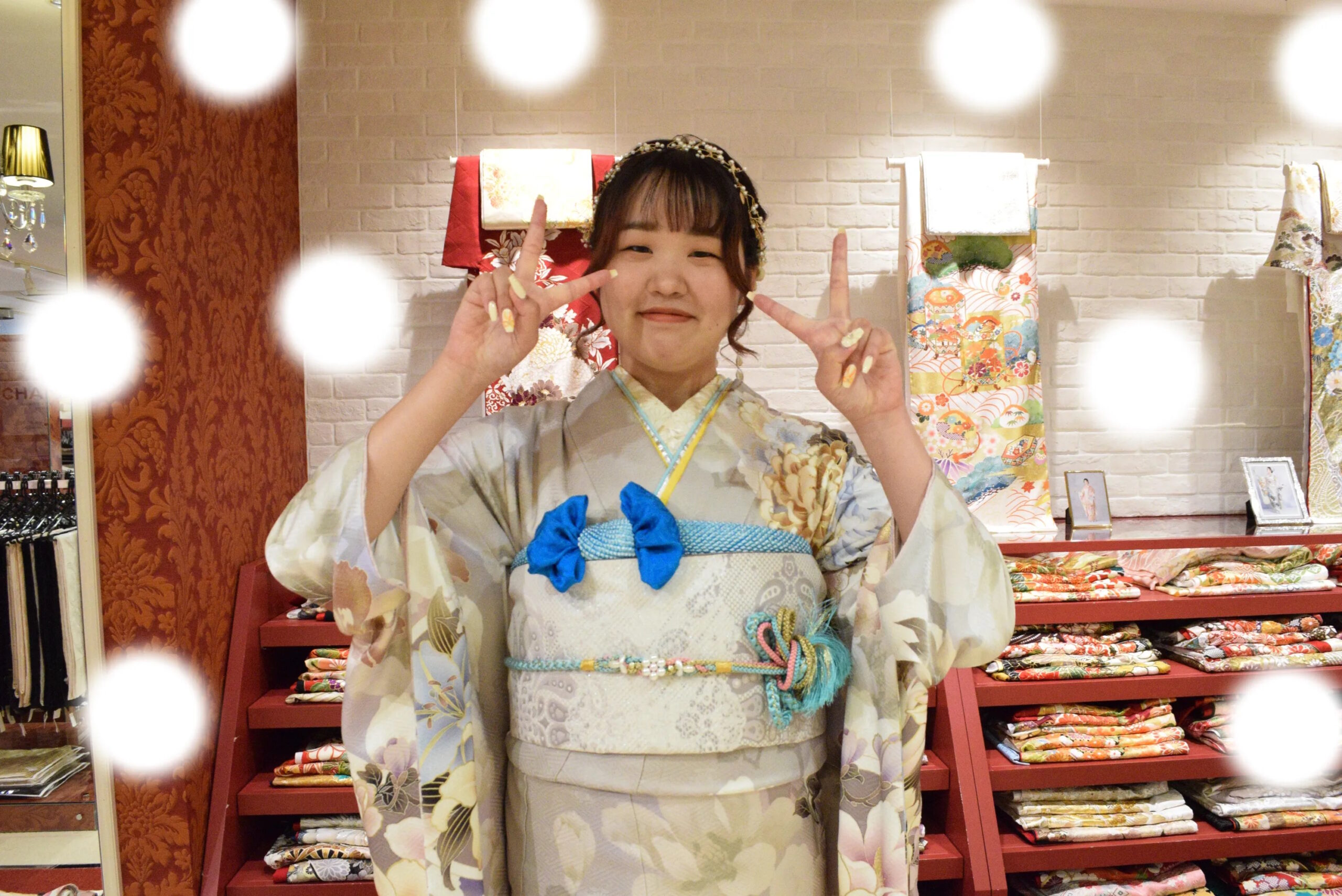 成人式　前撮り　梅田　振袖　　くすみカラー　かわいい　家族写真