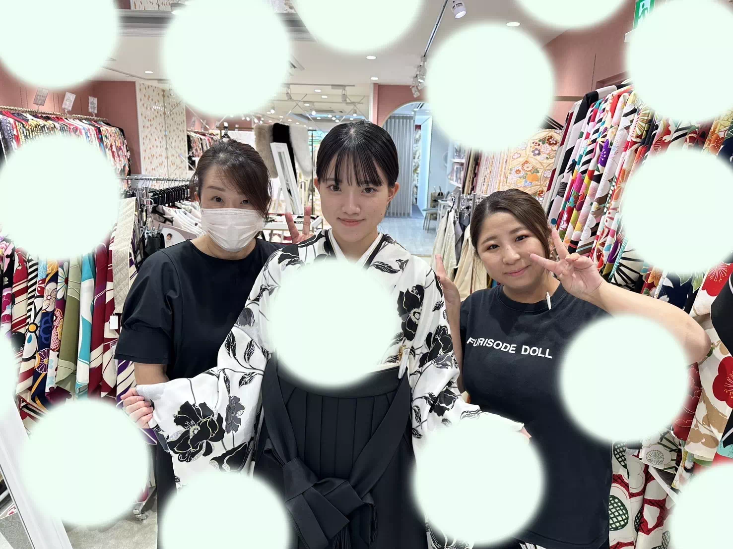 【TAKAZEN姫路店】♡27日　2025年卒業式の玉城ティナ×紅一点の最新トレンドの袴姫ちゃん♡