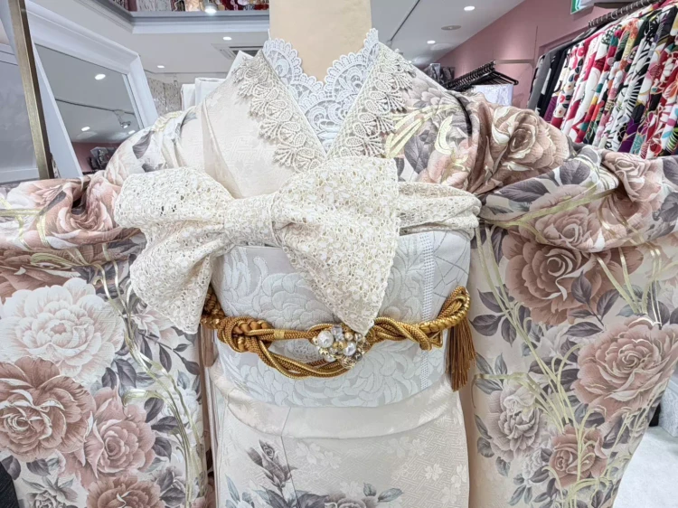 TAKAZEN姫路店　姫路市　成人式　ガーリー　くすみ系　薔薇　かわいい