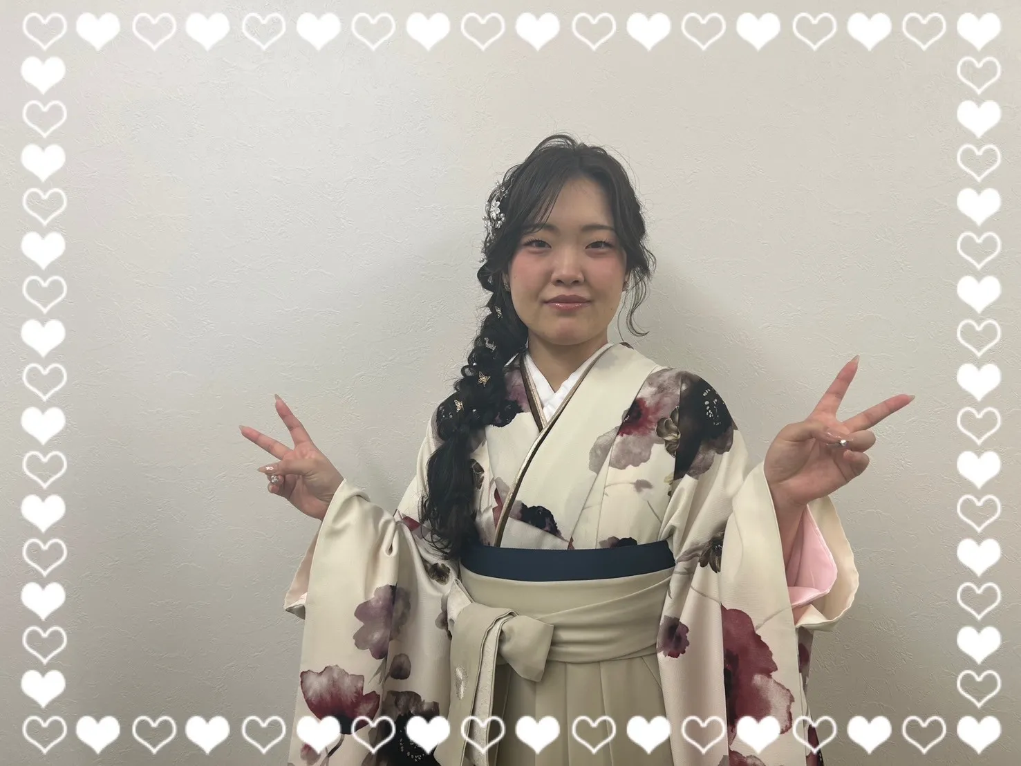 袴　前撮り撮影会　可愛い　おしゃれ　JAPANSTYLE×中村里砂ブランド袴　くすみカラーガーリー　白/ピンク　水彩画風　かわいい　量産型　女の子らしい