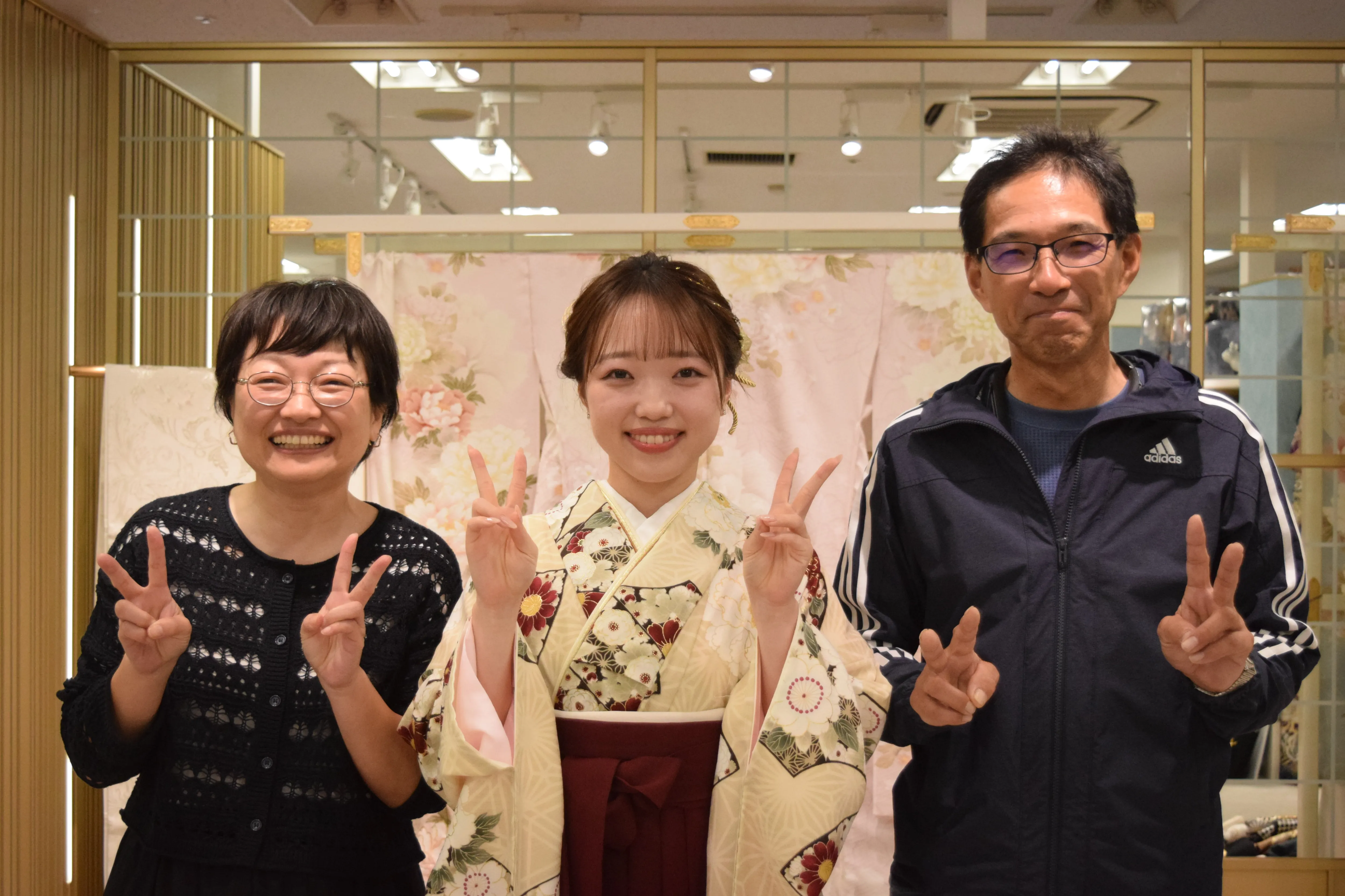 袴前撮り　袴レンタル　なんば　心斎橋　大阪　人気　前撮り　前撮り撮影会
